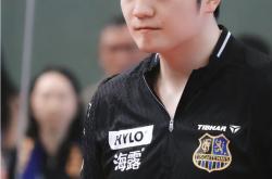 包含赛地聚焦——德国杯今晨热度飙升，西汉姆战术微调，更衣室稳定，临场指挥获称赞的词条-lol押注网站