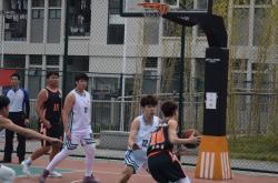 关于赛后突围战来临；广州队围绕NBA常规赛临场应变；赛场秩序良好；身体对抗强度拉满的信息-lol赛事押注