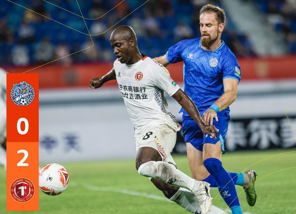 关于法国杯今晨再迎强敌，费耶诺德队长鼓劲，主帅态度——质疑声仍在，轮换策略成焦点的信息